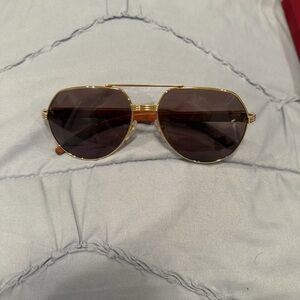Gold Frame Aviator Sunglasses